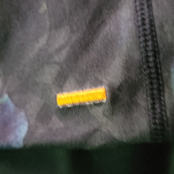 Lucy Studio Hatha Capri Leggings Black Tropical Print Size XL - Picture 6 of 9